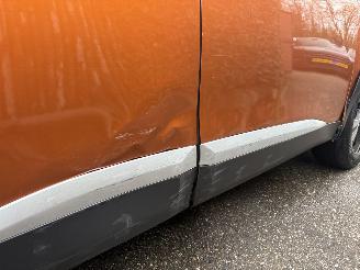 Peugeot 2008 1.2 sport 102 pk picture 9