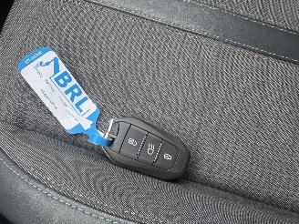 Peugeot 2008 1.2 sport 102 pk picture 23