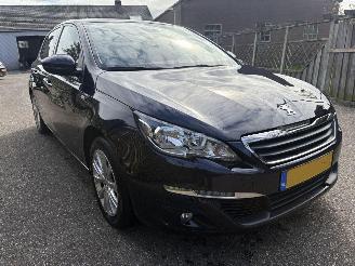 Peugeot 308 1.2 SPORT EXE picture 3