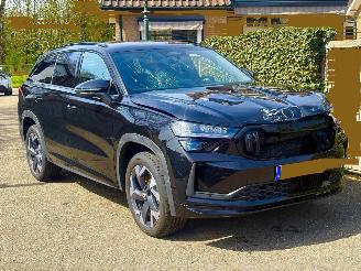 Coche accidentado Skoda Kodiaq 1.5 TSI PHEV Sportline Business AUTOMAAT 225PK 2025/12
