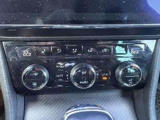 Skoda Superb PLUG IN HYBRID SPORTLINE 231PK AUTOMAAT VOLL OPTION picture 17