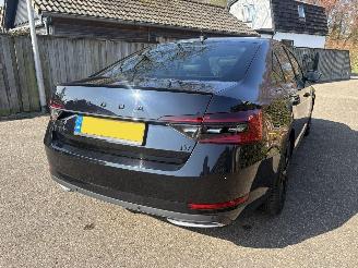 Skoda Superb PLUG IN HYBRID SPORTLINE 231PK AUTOMAAT VOLL OPTION picture 4