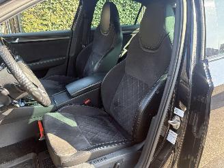 Skoda Superb PLUG IN HYBRID SPORTLINE 231PK AUTOMAAT VOLL OPTION picture 11