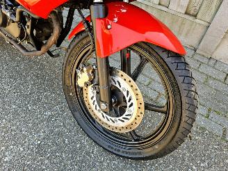 Honda CBR 125 R A1 rijbewijs picture 8