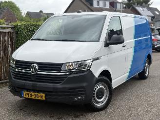 damaged commercial vehicles Volkswagen Transporter 2.0 TDI 150 PK AUTOMAAT 2023/6