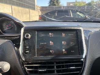 Peugeot 2008 1.6 SPORT GT-LINE AUTOMAAT PANORAMA picture 17