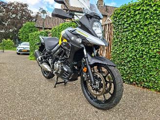 Suzuki DL 650 V-Strom picture 9