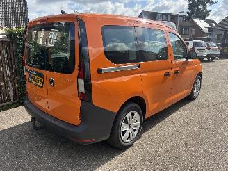 Damaged car Volkswagen Caddy Combi 1.5 e.TSI  HYBRIDE AUTOMAAT PLUG-INN 2025/11