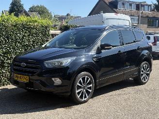 Coche accidentado Ford Kuga 1.5 TDCi ST-Line AUTOMAAT 2017/7