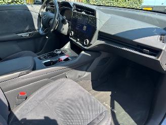 Lexus RZ 450e Executive 4x4 AWD 320 PK  71 kWh  PANORAMA picture 15