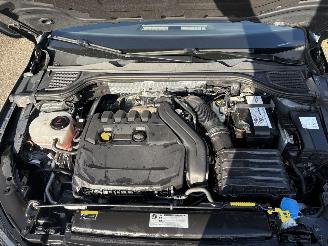 Volkswagen Golf 1.5 e-TSI AUTOMAAT -PANO -SPORT picture 10