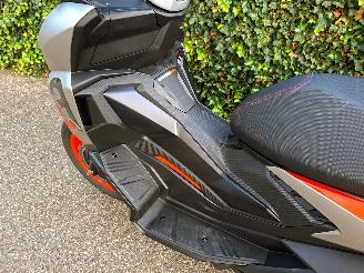 Aprilia  SR GT 200 SPORT picture 12