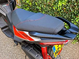 Aprilia  SR GT 200 SPORT picture 14