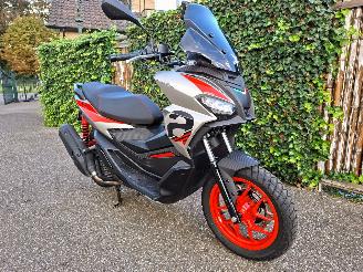 Aprilia  SR GT 200 SPORT picture 2