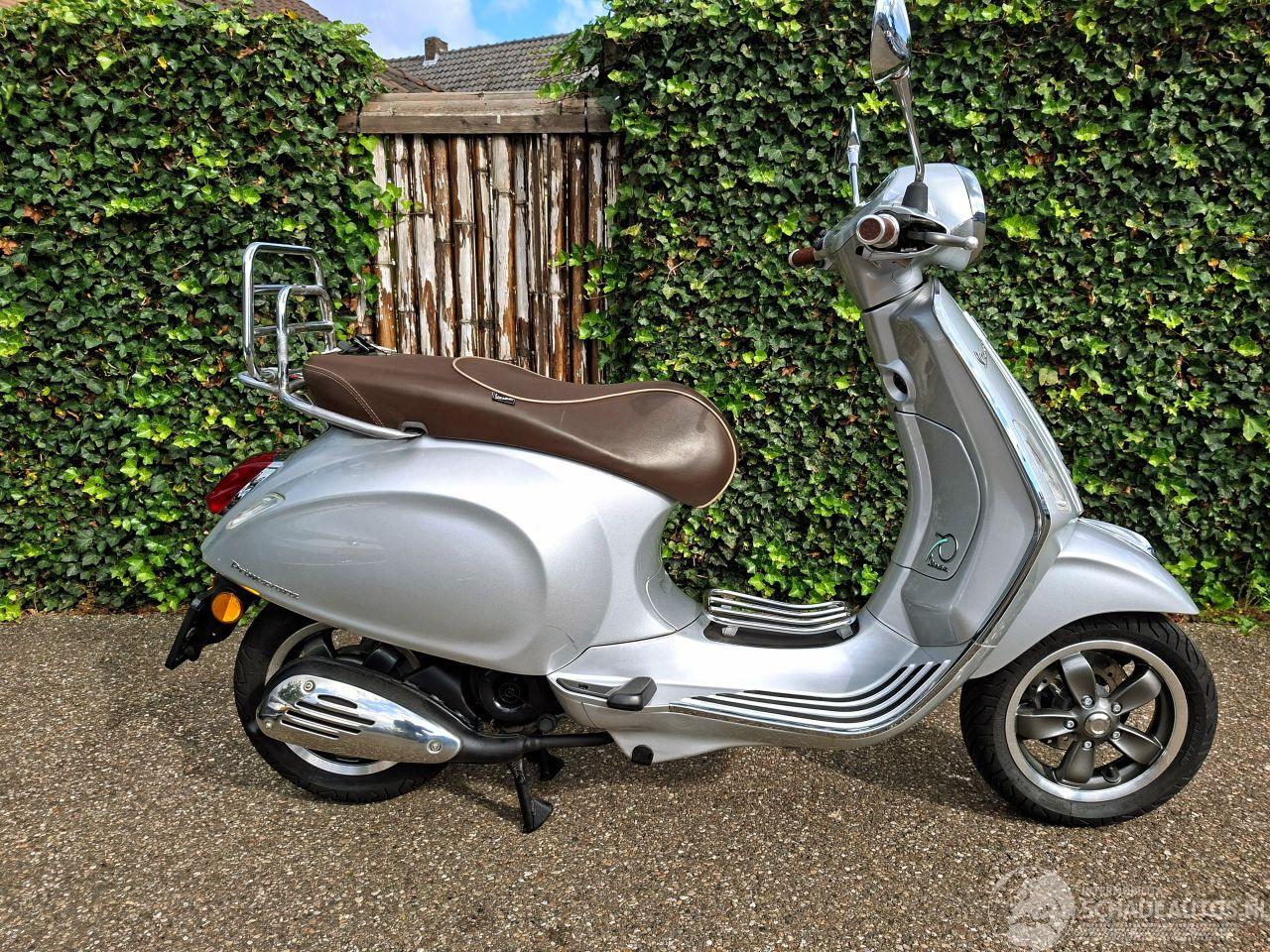 Vespa  PRIMAVERA