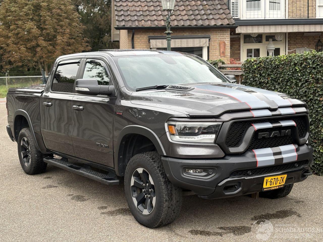 Dodge  RAM 5.7 V8 4X4 CREWCAB LPG 400 PK