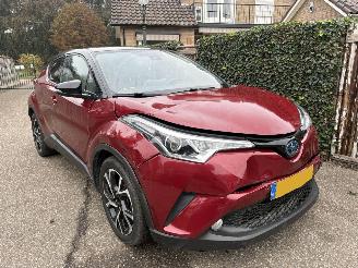 Toyota C-HR 1.8 HYBRID BI-TONE AUTOMAAT picture 3
