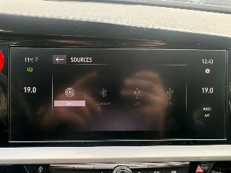 Opel Grandland 1.6 Turbo Plug-In Hybrid 180 Pk Automaat picture 17