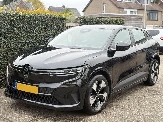 škoda osobní automobily Renault Mégane EV 60 OPTIMUM SPORT 96KW 2024/6