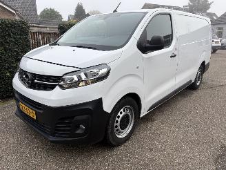 Opel Vivaro 2.0DTI 145 PK L3 LANG 72000KM NAP !! picture 2