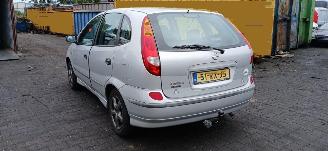 Nissan Almera-tino  picture 11