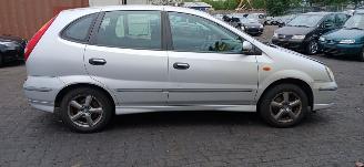Nissan Almera-tino  picture 18