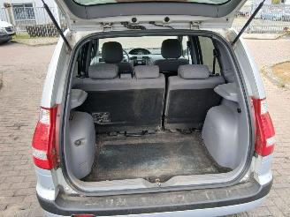 Hyundai Matrix  picture 4