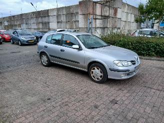 Nissan Almera  picture 5