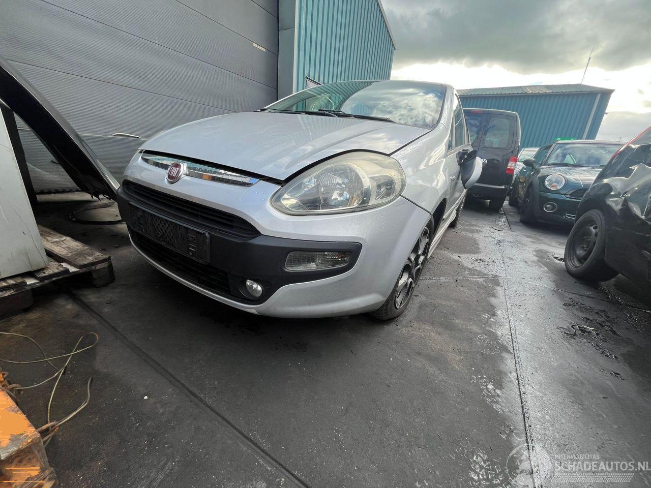 Fiat Punto Evo 1.3 JTD Multijet 85 16V Euro 5 Hatchback  Diesel 1.248cc 63kW (86pk) FWD 2010-04/2011-10 (199AXY; 199BXY) 199B4000