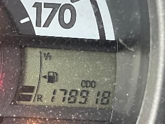 Peugeot 107 1.0 12V Hatchback  Benzine 998cc 50kW (68pk) FWD 2005-06/2014-05 (PMCFA; PMCFB; PNCFA; PNCFB) 384F; 1KR picture 16