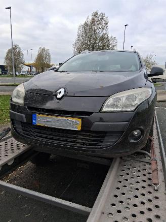 damaged passenger cars Renault Mégane 1.4 16V TCe 130 Combi/o 4Dr Benzine 1.397cc 96kW (131pk) 2009/9