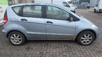 Mercedes A-klasse 2.0 A-180 CDI 16V 5-Drs. Hatchback 4Dr Diesel 1.991cc 80kW (109pk) FWD 2004-06/2012-08 (169.007) OM640940; EURO4 picture 4