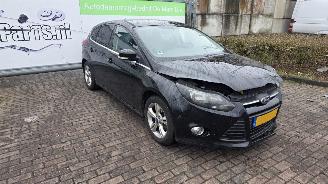 Ford Focus 1.6 Ti-VCT 16V 105 Hatchback  Benzine 1.596cc 77kW (105pk) FWD 2010-07/2018-05  IQDB picture 2