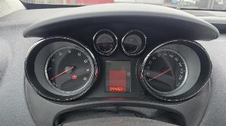 Opel Meriva 1.4 Turbo 16V LPG ecoFLEX MPV   1.364cc 88kW (120pk) FWD 2011-06/2013-10  A14NEL picture 15