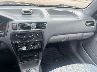 Toyota Starlet 1.3,XLi,GLi 16V Hatchback  Benzine 1.332cc 55kW (75pk) picture 12