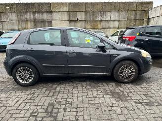 Fiat Punto Evo 1.3 JTD Multijet 85 16V Euro 5 Hatchback  Diesel 1.248cc 63kW (86pk) picture 7