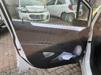 Chevrolet Spark 1.2 16V Hatchback  Benzine 1.206cc 60kW (82pk) FWD 2010-03  B12D1; LMU picture 16