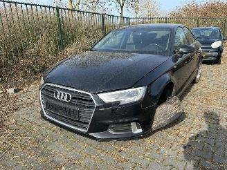 Audi A3 LIMOUSINE picture 2