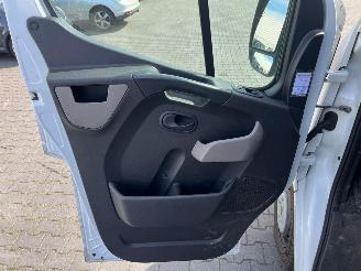 Opel Movano 2.3 CDTi Biturbo 16V FWD Bestel  Diesel 2.298cc 100kW (136pk) FWD 2014-05/2021-12  M9T702; M9TB7 picture 17