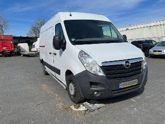 Opel Movano 2.3 CDTi Biturbo 16V FWD Bestel  Diesel 2.298cc 100kW (136pk) FWD 2014-05/2021-12  M9T702; M9TB7 picture 3