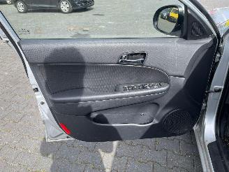 Hyundai I-30 KMHDC81DP9U023428 picture 26