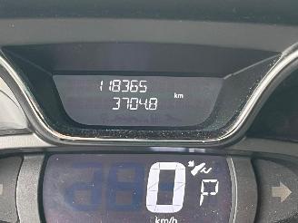 Renault Captur 1.2 TCE 16V EDC SUV  Benzine 1.197cc 88kW (120pk) FWD 2013-06 (2R40; 2RC0) H5F403; H5FD4 picture 34