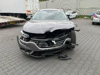 Coche accidentado Renault Talisman 1.6 Energy TCe 150 Combi/o  Benzine 1.618cc 110kW (150pk) FWD 2016-03/2022-03 (F2MJ; F4MJ) M5M450; M5MB4 2019/8