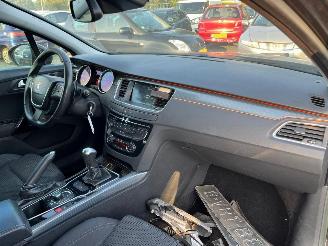 Peugeot 508 1.6 HDiF 16V Combi/o  Diesel 1.560cc 82kW (111pk) FWD 2010-10/2018-12 (8E9HR) DV6C; 9HR picture 17