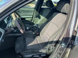 BMW 3-serie 320i 16V Sedan 4Dr Benzine 1.995cc picture 18