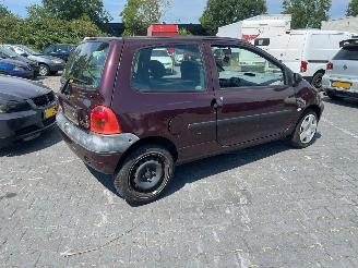 Renault Twingo 1.2 16V Hatchback 2Dr Benzine 1 149cc 55kW picture 8