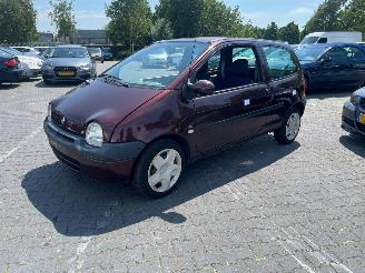 Renault Twingo 1.2 16V Hatchback 2Dr Benzine 1 149cc 55kW picture 5