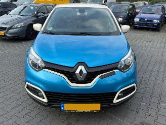 krockskadad bil auto Renault Captur 0.9 Energy TCE 12V SUV  Benzine 898cc 66kW (90pk) 2014/2