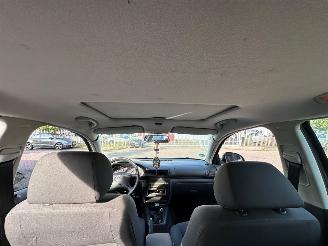 Volkswagen Passat 2.0 20V Combi/o  Benzine 1.984cc 96kW (131pk) FWD picture 21