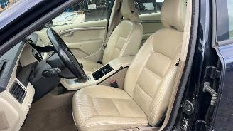 Volvo V-70 2.0 D 16V Combi/o  Diesel 1.998cc 100kW (136pk) picture 19